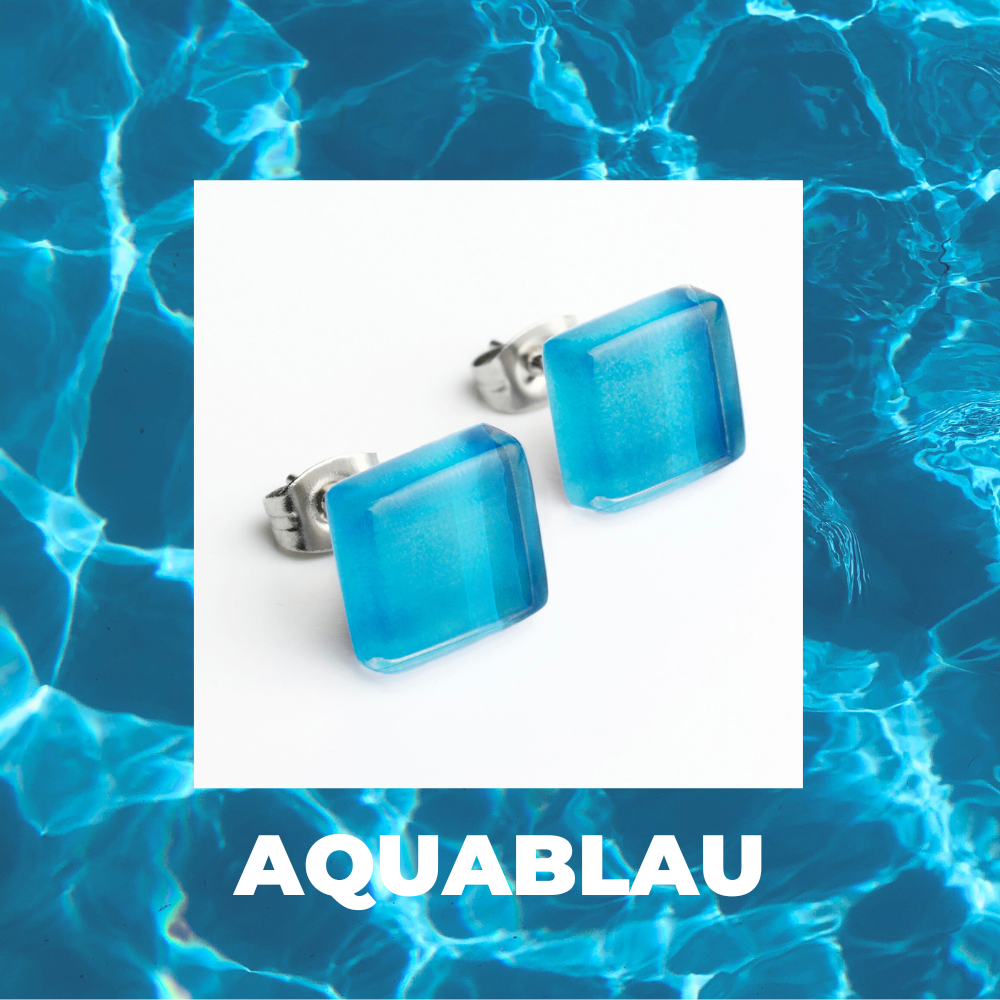 Foto von Small glass stud earrings • 10mm Foto von Small glass stud earrings • 10mm