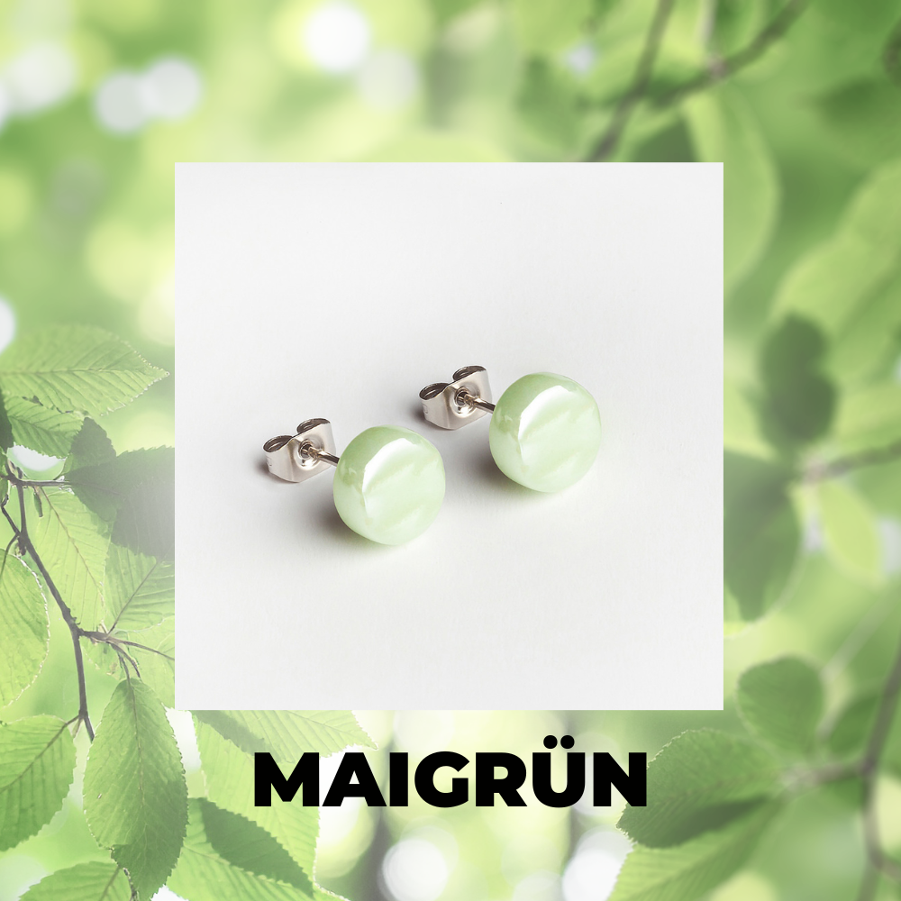 Foto von Glasohrstecker in Perlmuttoptik • 8mm Foto von Glasohrstecker in Perlmuttoptik • 8mm