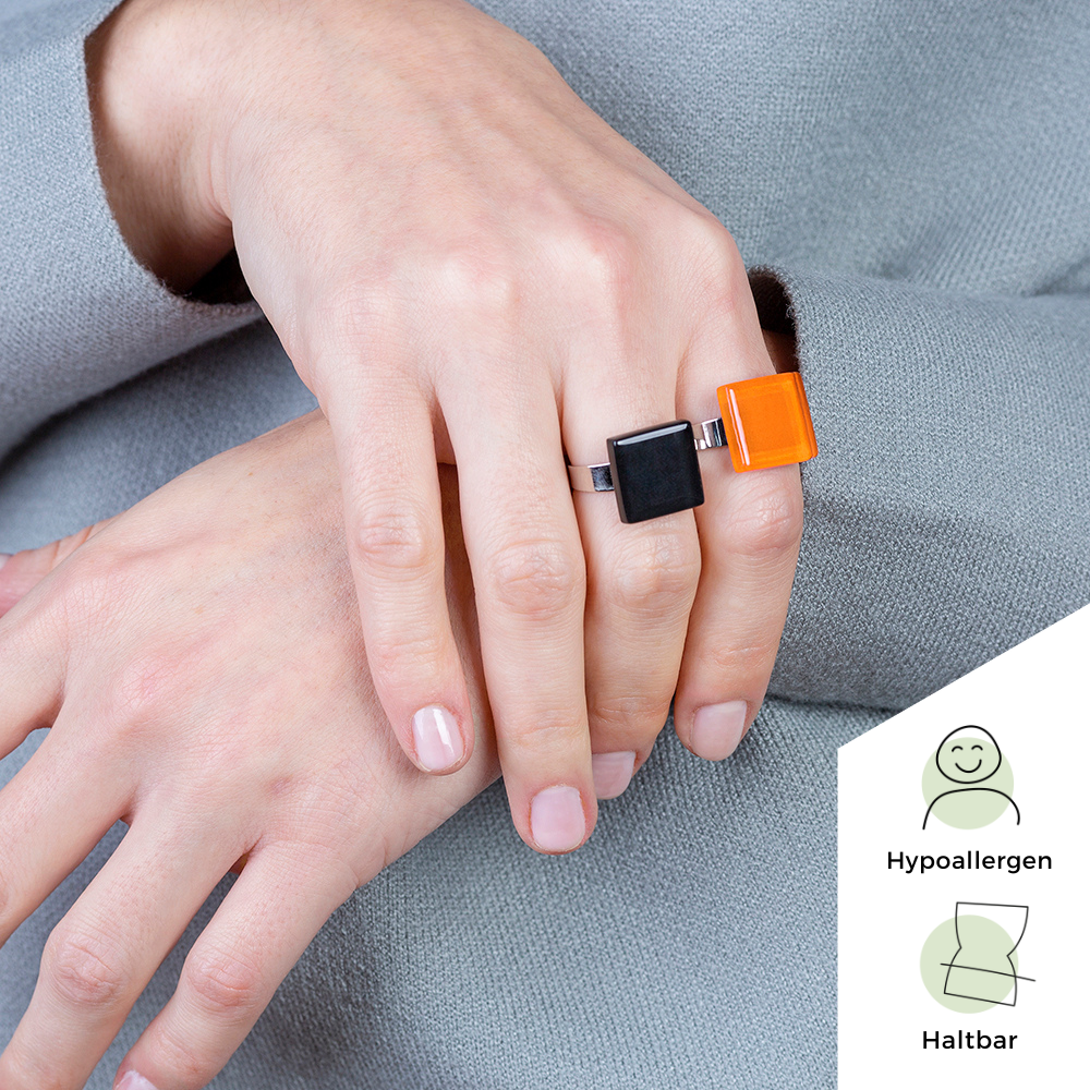 Foto von Square ring with 15mm stone • adjustable size Foto von Square ring with 15mm stone • adjustable size