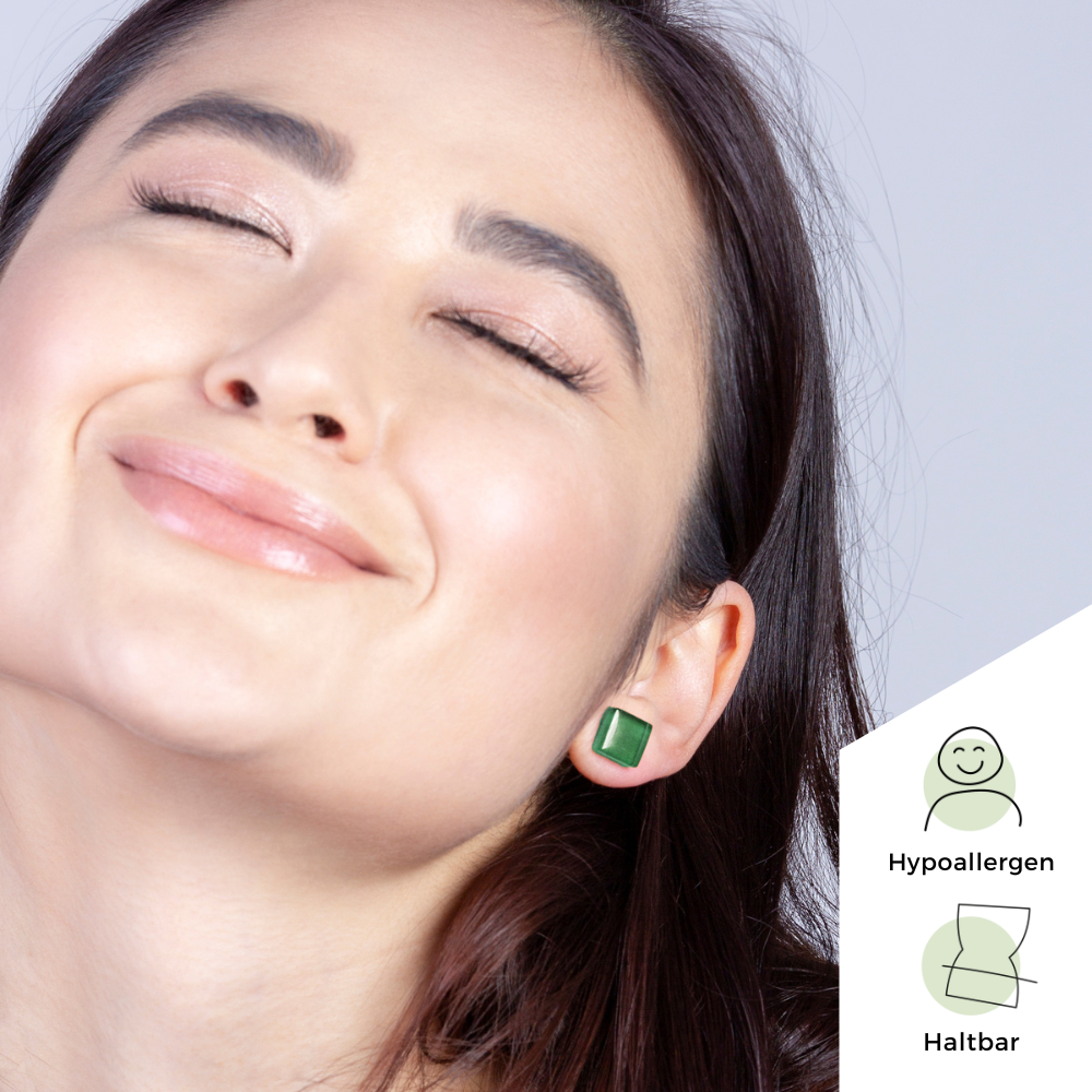 Foto von Kleine Ohrstecker aus Glas • 10mm Foto von Kleine Ohrstecker aus Glas • 10mm