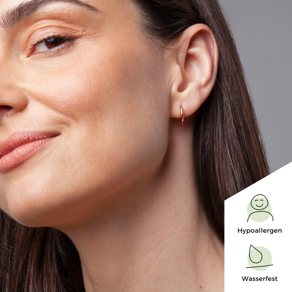 Foto von Stainless steel basic hoop earrings • Waterproof earrings Foto von Stainless steel basic hoop earrings • Waterproof earrings