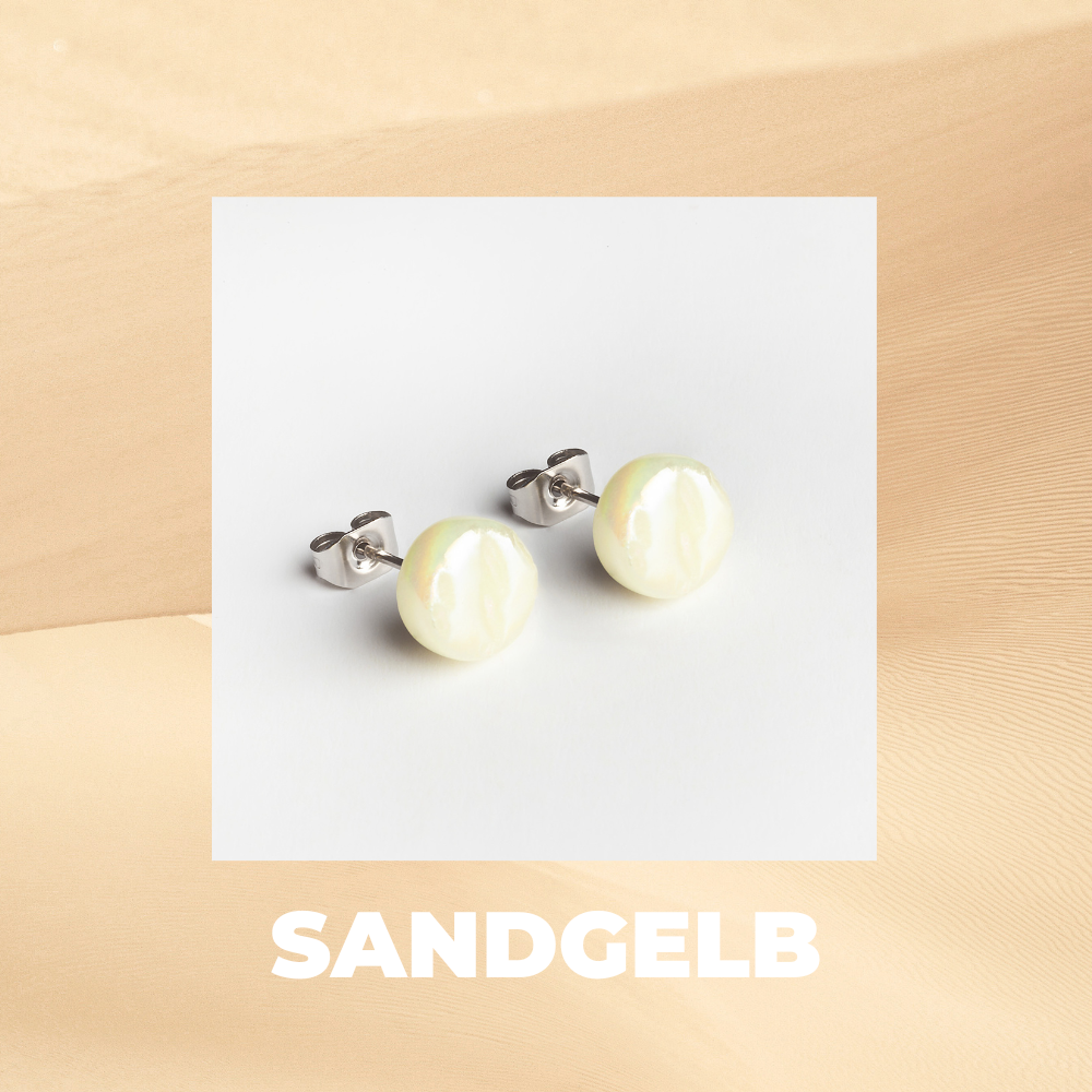 Foto von Glass stud earrings with a pearlescent finish • 8mm Foto von Glass stud earrings with a pearlescent finish • 8mm