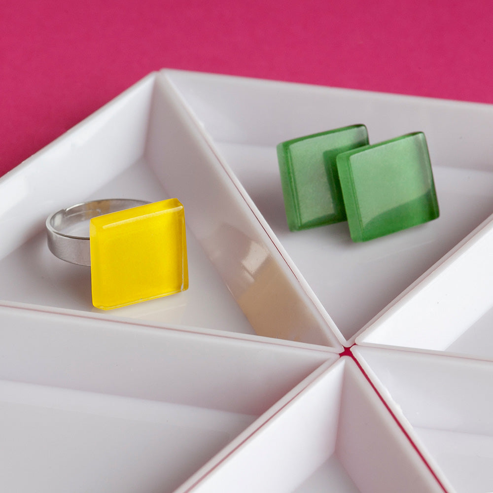 Foto von Square ring with 15mm stone • adjustable size Foto von Square ring with 15mm stone • adjustable size