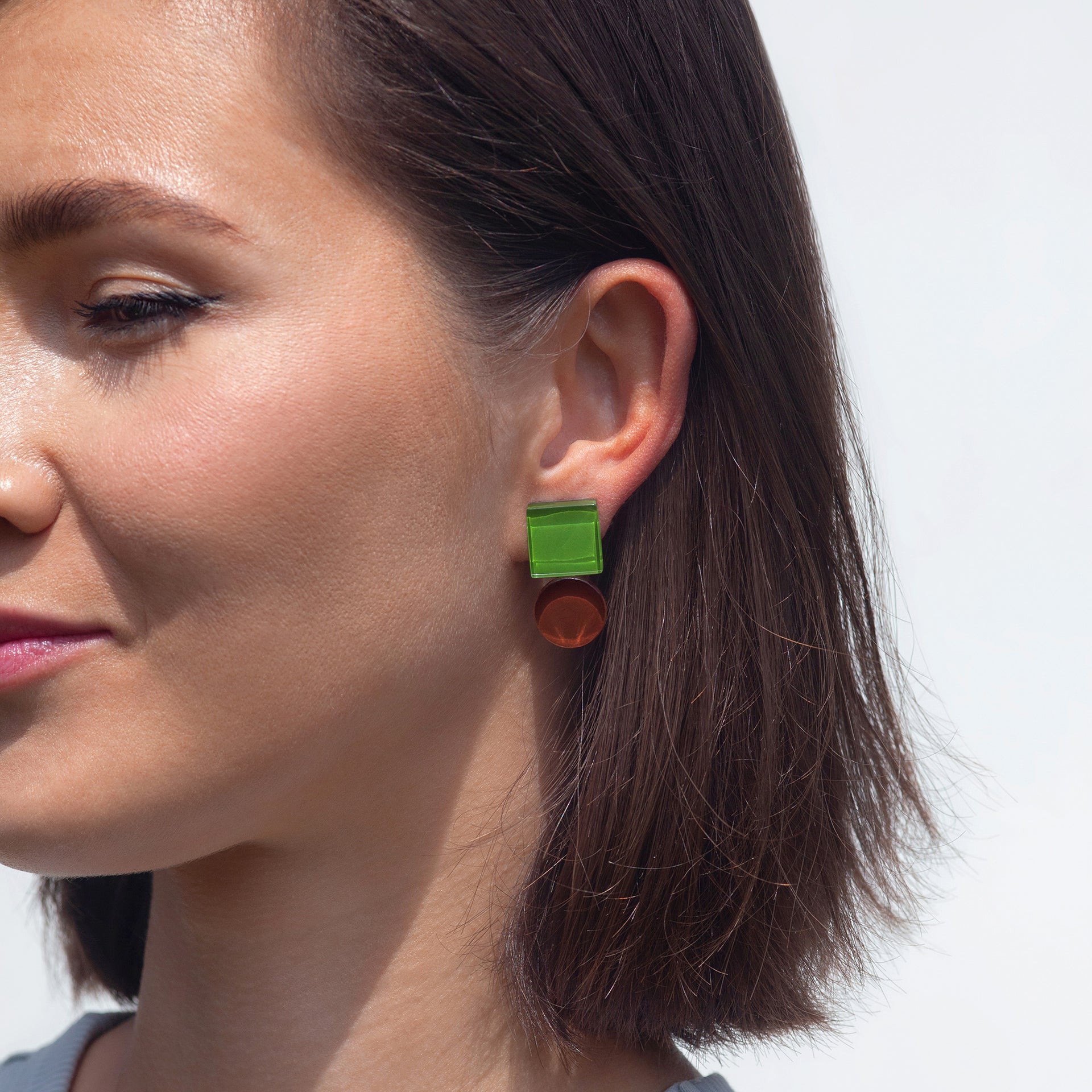 Foto von Geometric statement earrings Foto von Geometric statement earrings