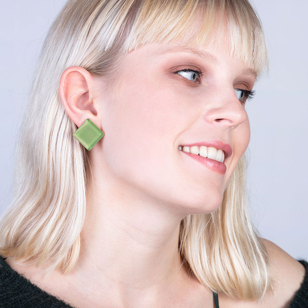 Foto von Statement Clip Ohrringe aus Glas • 20mm Foto von Statement Clip Ohrringe aus Glas • 20mm