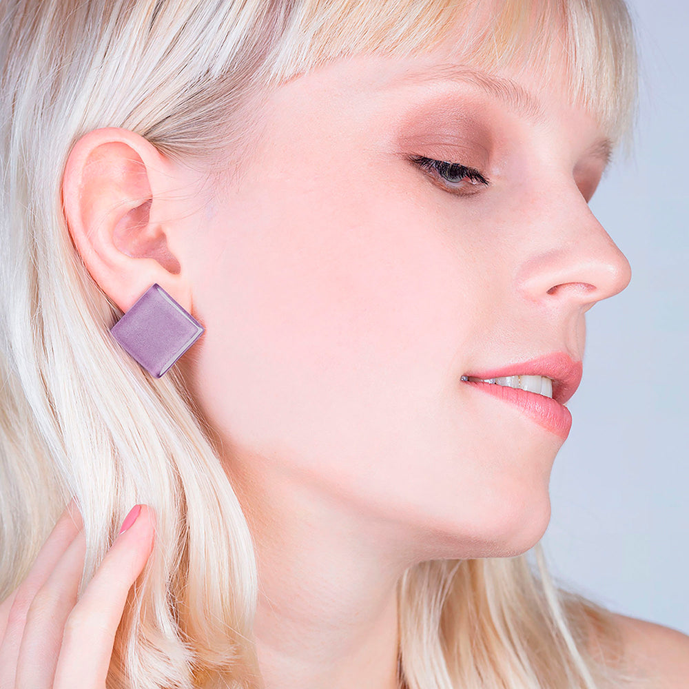 Foto von Statement Clip Ohrringe aus Glas • 20mm