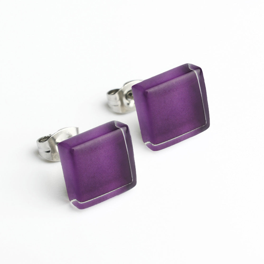 Foto von Small glass stud earrings • 10mm Foto von Small glass stud earrings • 10mm