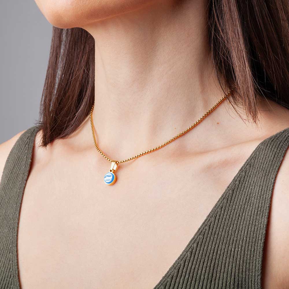 Foto von Short necklace with pendant • Mix & Match necklace Foto von Short necklace with pendant • Mix & Match necklace