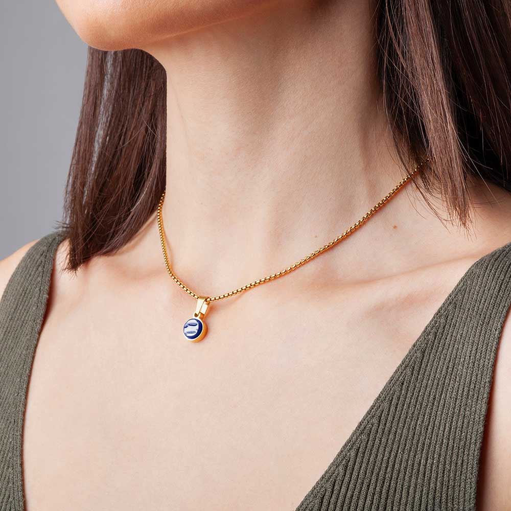 Foto von Short necklace with pendant • Mix & Match necklace Foto von Short necklace with pendant • Mix & Match necklace