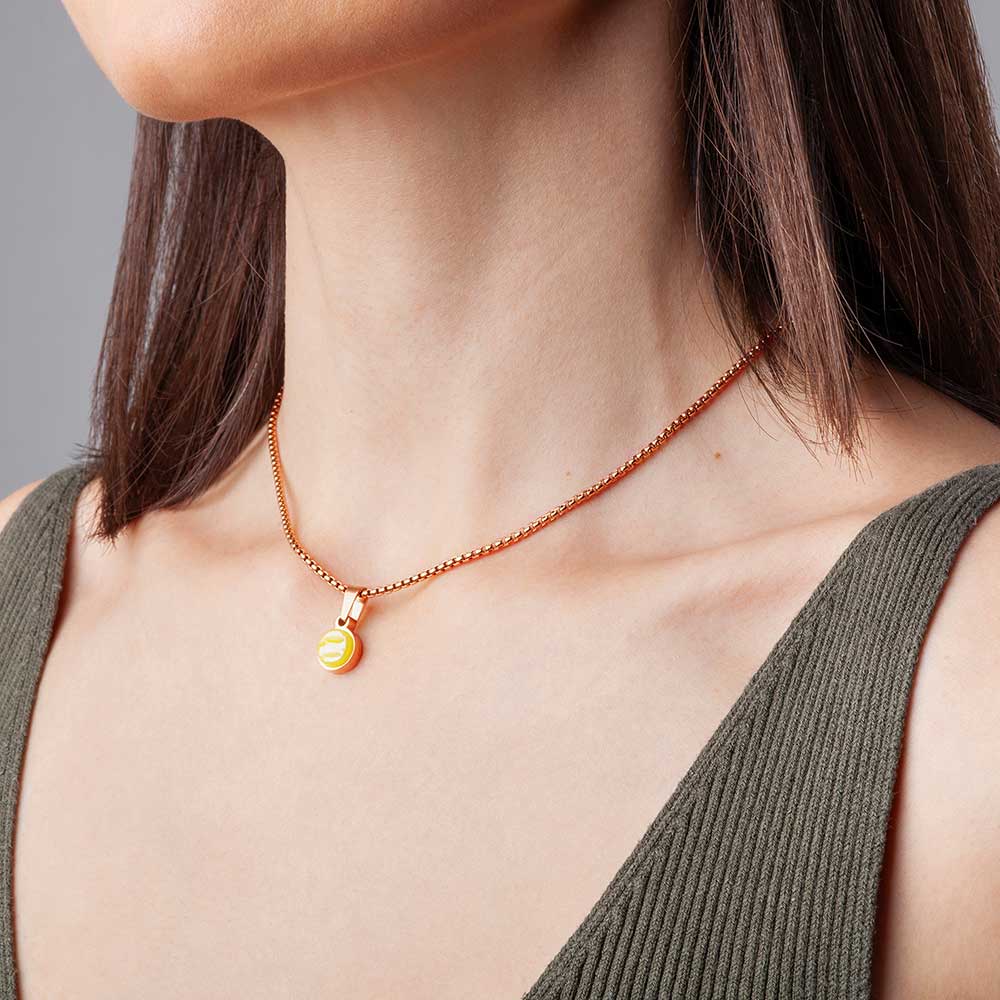 Foto von Short necklace with pendant • Mix & Match necklace Foto von Short necklace with pendant • Mix & Match necklace