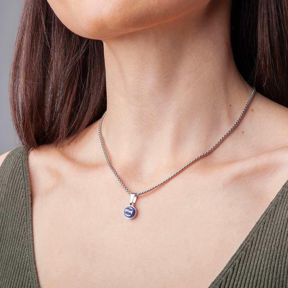 Foto von Short necklace with pendant • Mix & Match necklace Foto von Short necklace with pendant • Mix & Match necklace