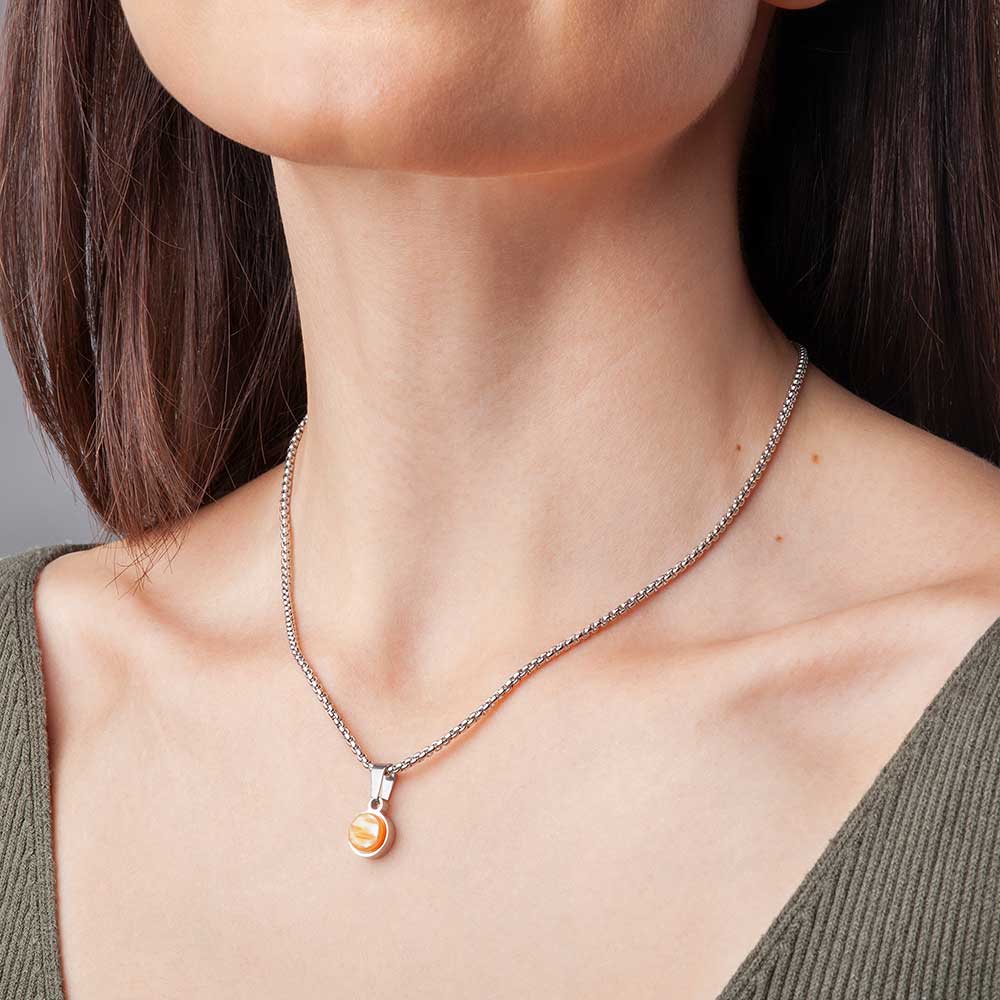 Foto von Short necklace with pendant • Mix & Match necklace Foto von Short necklace with pendant • Mix & Match necklace