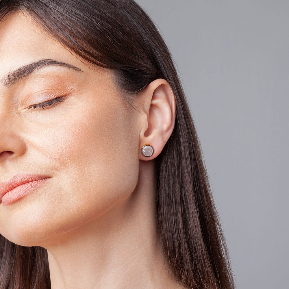 Foto von Stainless steel stud earrings with stone • Mother-of-pearl look • 8mm Foto von Stainless steel stud earrings with stone • Mother-of-pearl look • 8mm