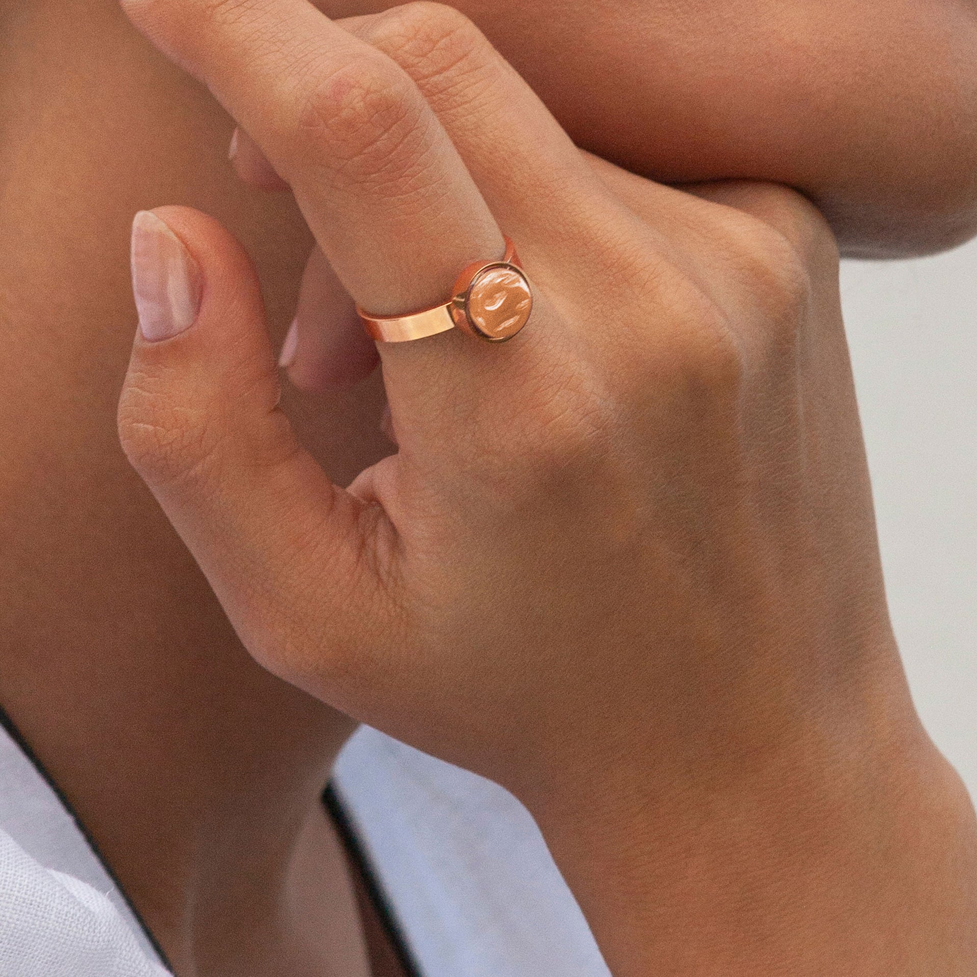 Foto von Adjustable ring with stone • 8mm Foto von Adjustable ring with stone • 8mm