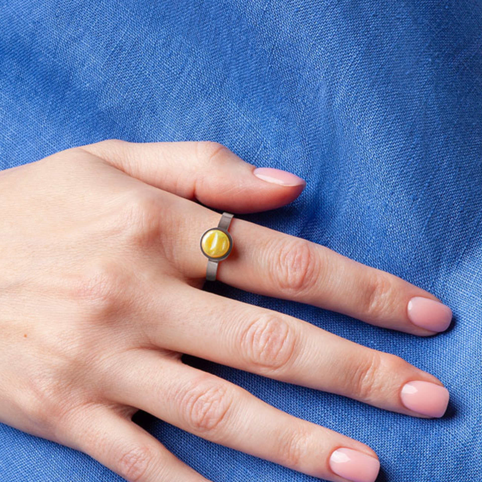 Foto von Adjustable ring with stone • 8mm Foto von Adjustable ring with stone • 8mm