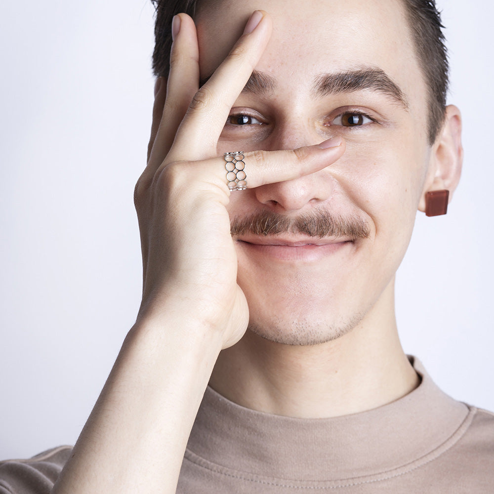 Foto von Verstellbarer Edelstahlring mit Kreiselementen Foto von Verstellbarer Edelstahlring mit Kreiselementen