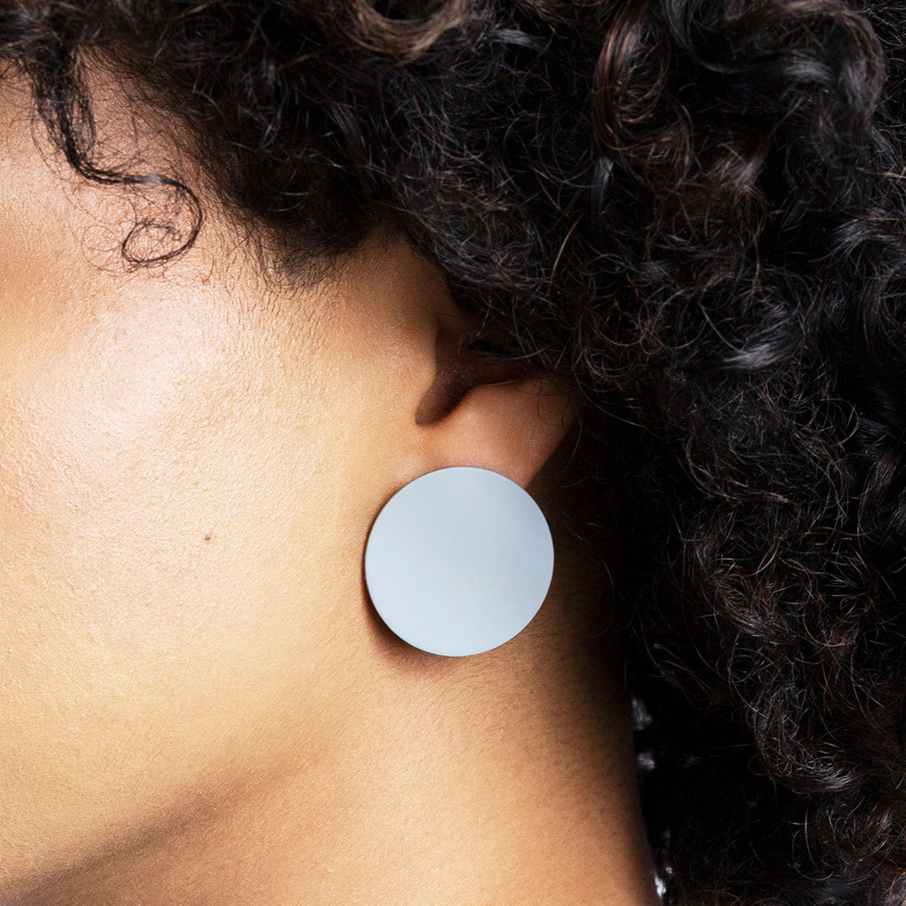 Foto von Round statement earrings • 30mm Foto von Round statement earrings • 30mm