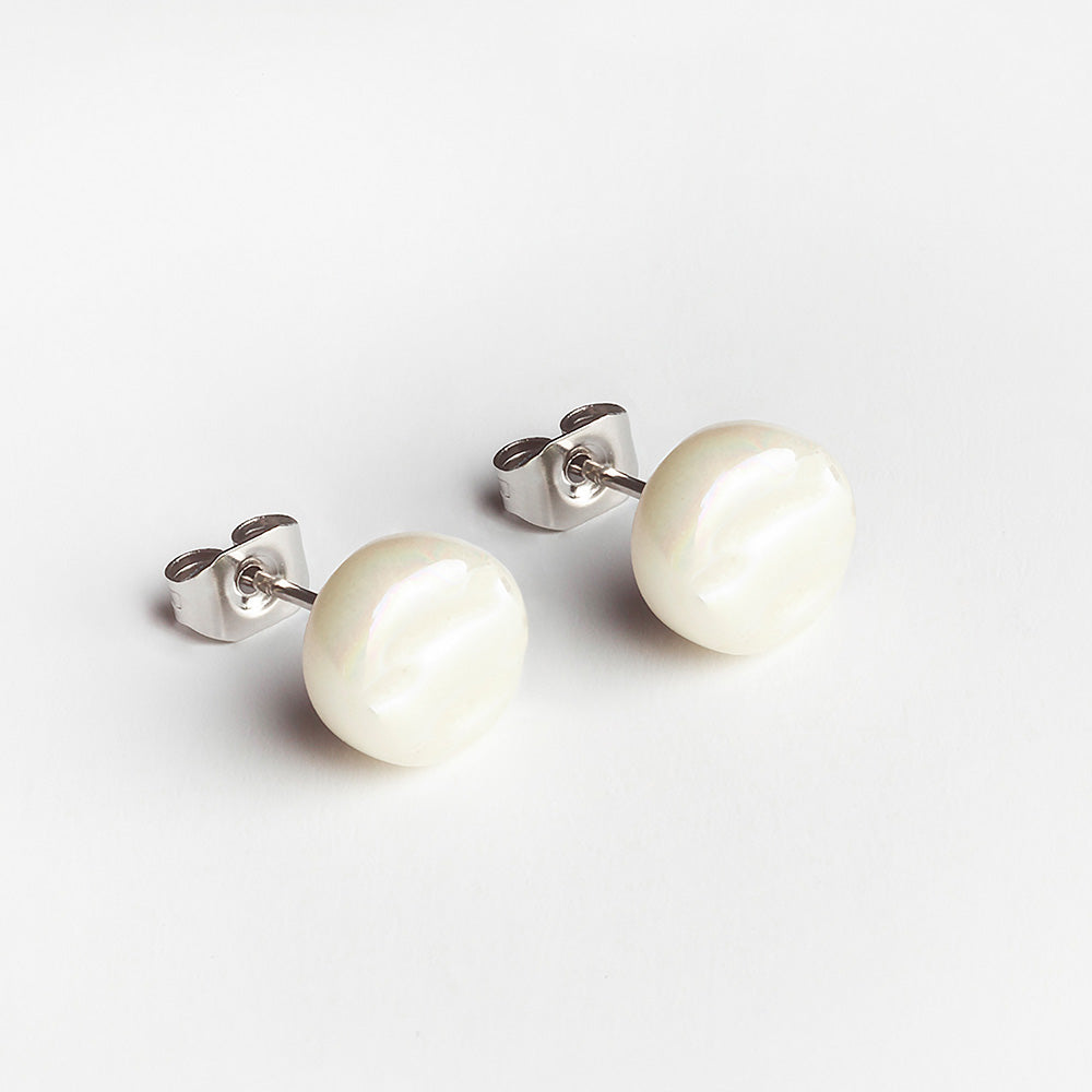 Foto von Set of 3 glass stud earrings • 8mm Foto von Set of 3 glass stud earrings • 8mm