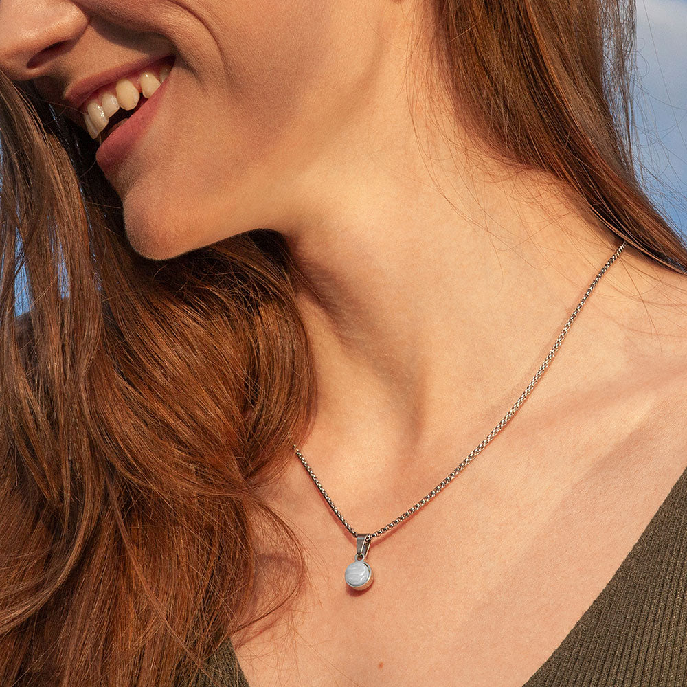 Foto von Short necklace with pendant • Mix & Match necklace Foto von Short necklace with pendant • Mix & Match necklace