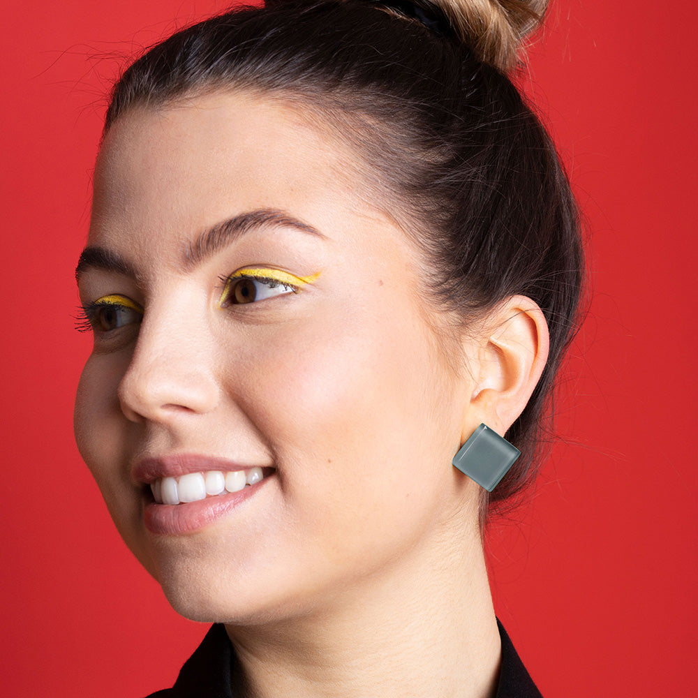 Foto von Statement Clip Ohrringe aus Glas • 20mm