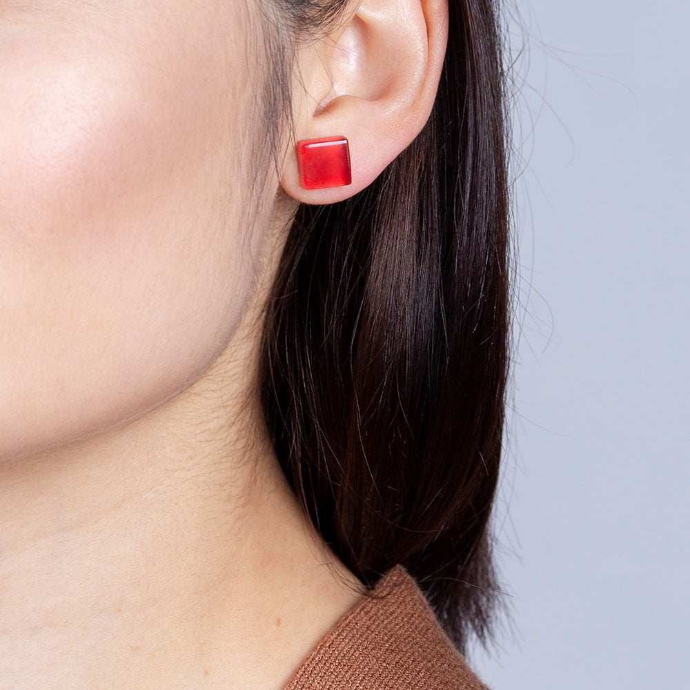 Foto von Small glass stud earrings • 10mm Foto von Small glass stud earrings • 10mm