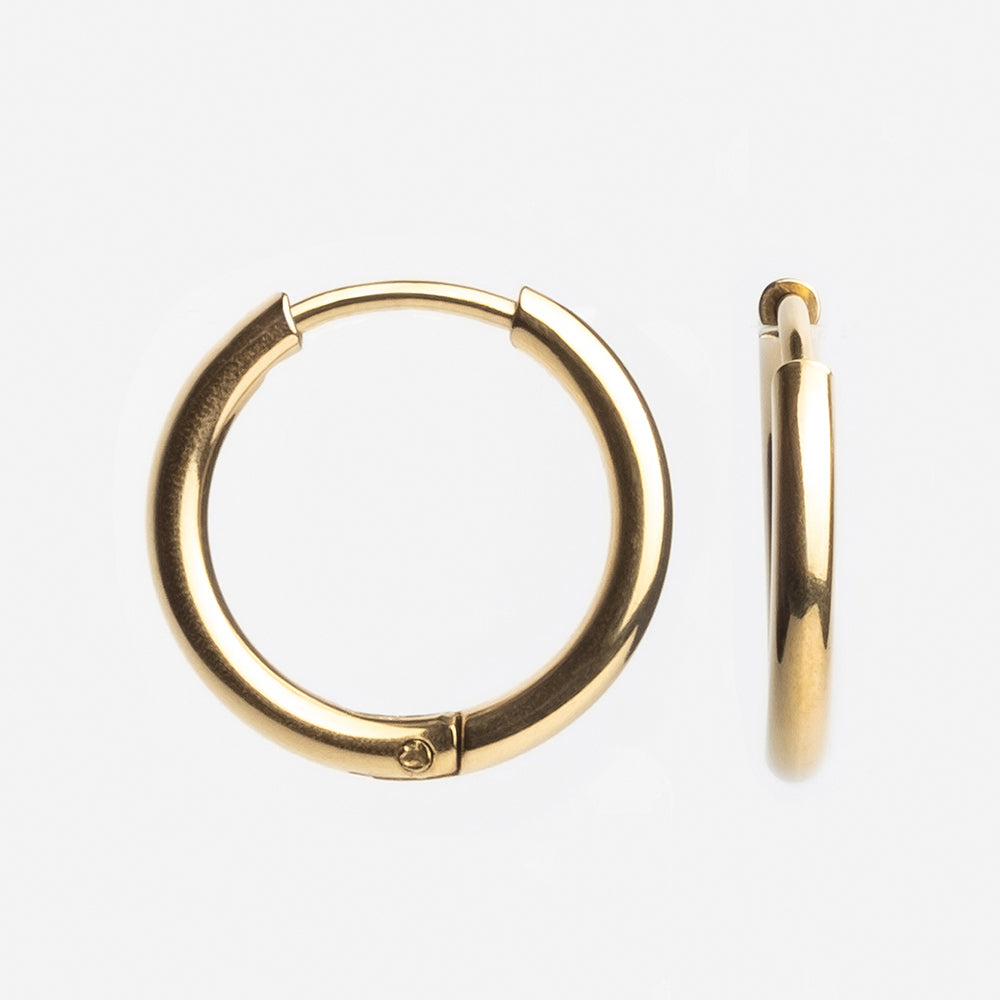 Foto von Edelstahl Creolen Basic • Wasserfeste Ohrringe