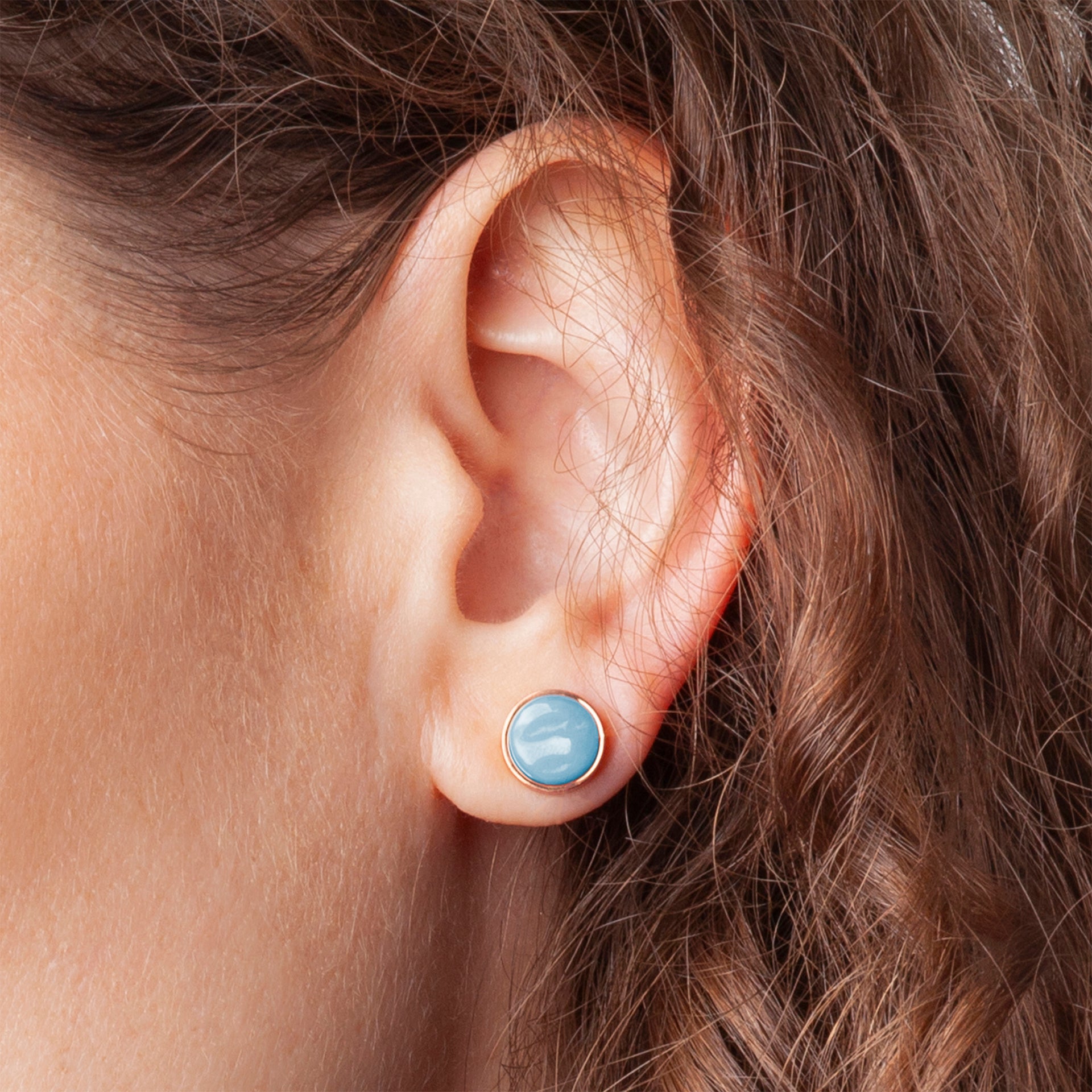 Foto von Stainless steel stud earrings with stone • Mother-of-pearl look • 8mm Foto von Stainless steel stud earrings with stone • Mother-of-pearl look • 8mm