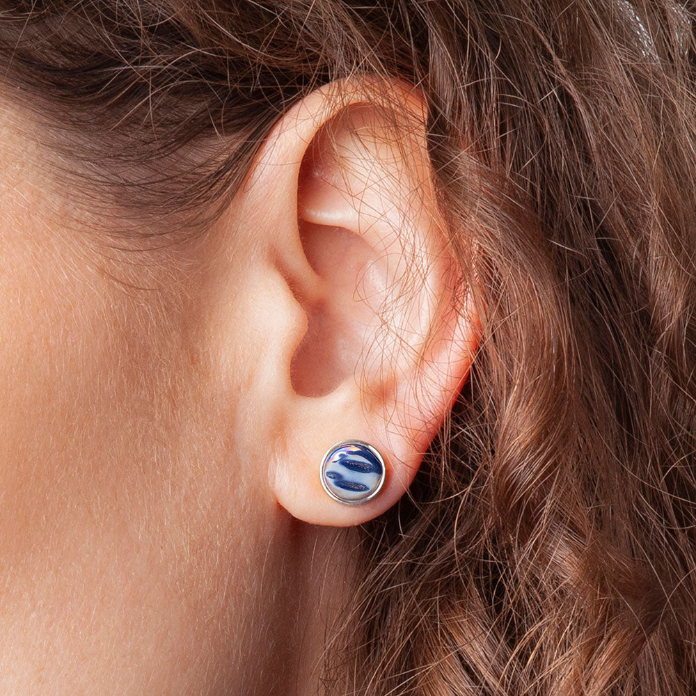 Foto von Stainless steel stud earrings with stone • Mother-of-pearl look • 8mm Foto von Stainless steel stud earrings with stone • Mother-of-pearl look • 8mm