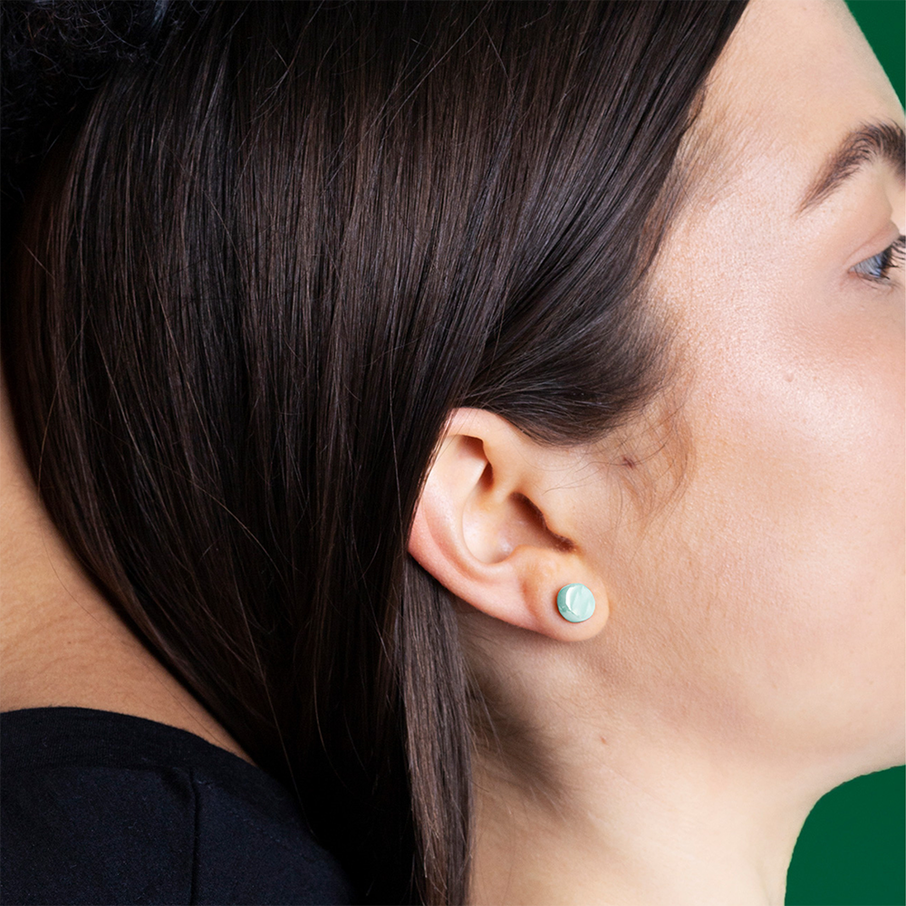 Foto von Glasohrstecker in Perlmuttoptik • 8mm