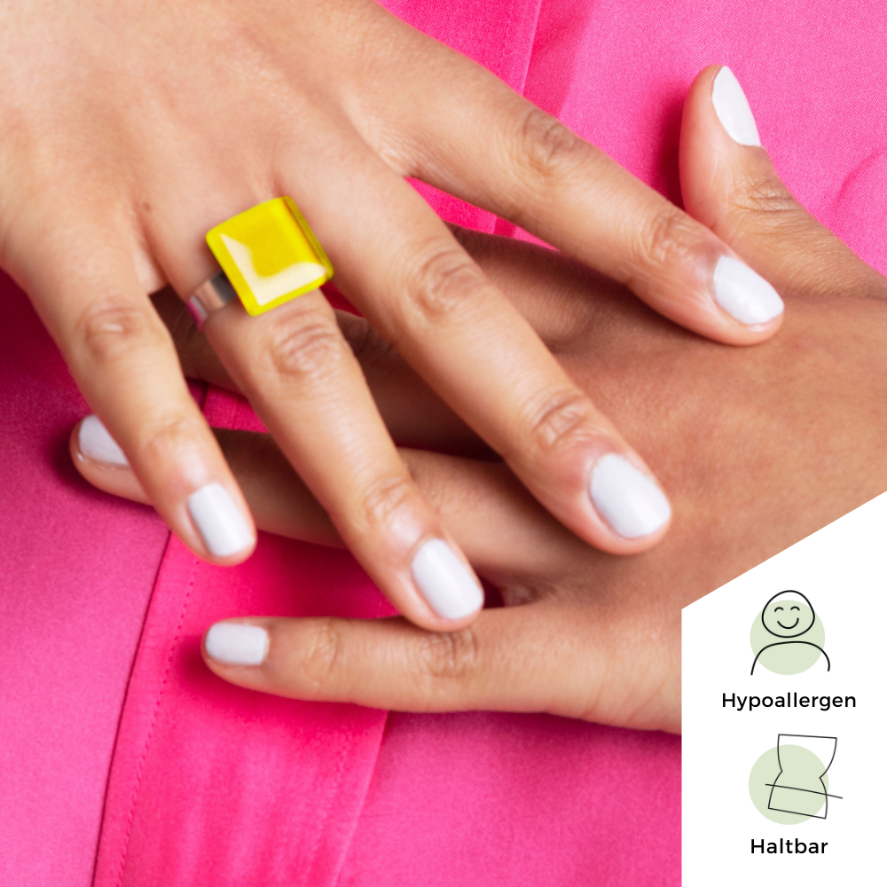 Foto von Square ring with 15mm stone • adjustable size