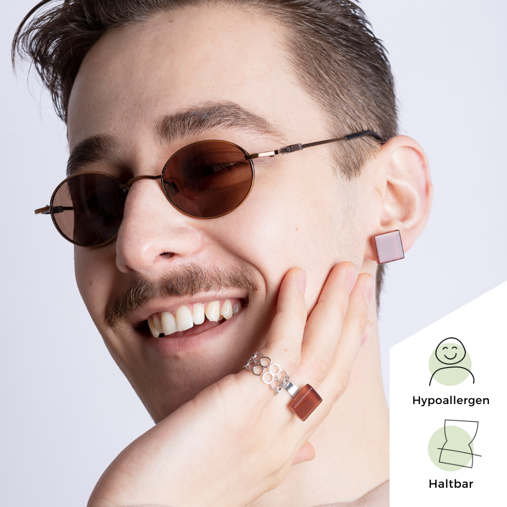 Foto von Square ring with 15mm stone • adjustable size