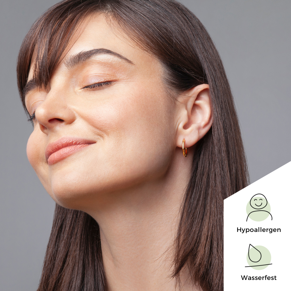 Foto von Stainless steel basic hoop earrings • Waterproof earrings