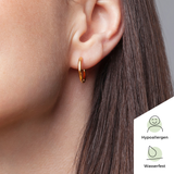 Foto von Basic hoop clip earrings • Minimalist earrings