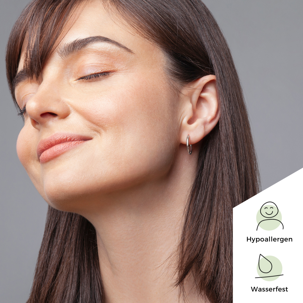 Foto von Edelstahl Creolen Basic • Wasserfeste Ohrringe