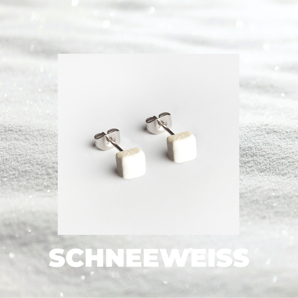 Foto von Minimalist ceramic earrings • 5mm