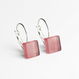 Geometrische Ohrringe aus Glas • 10mm Geometrische Ohrringe aus Glas • 10mm