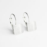 Geometrische Ohrringe aus Glas • 10mm Geometrische Ohrringe aus Glas • 10mm