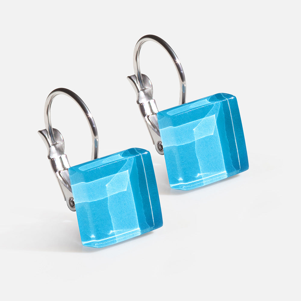 Foto von Geometric glass earrings • 10mm