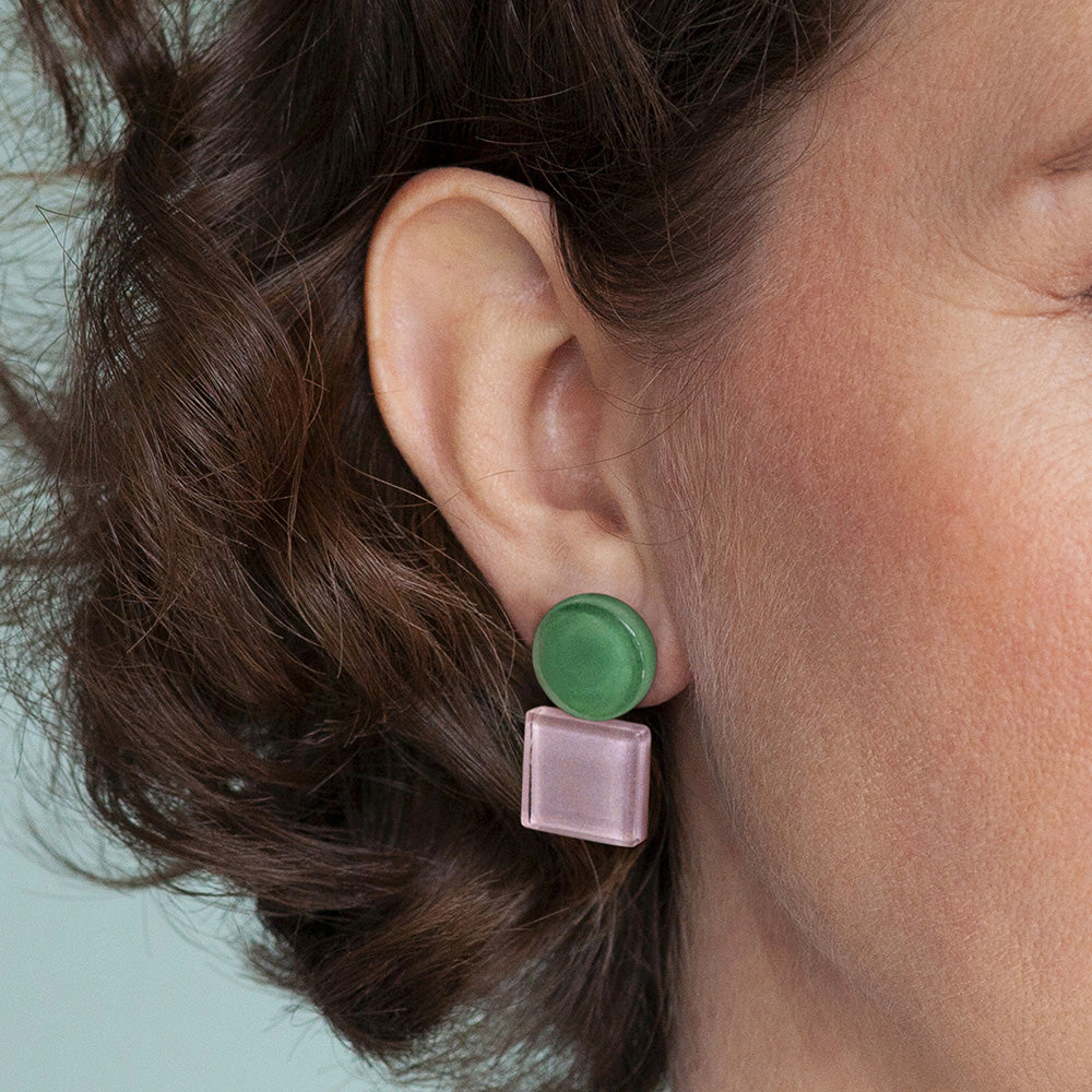 Foto von Geometric Clip Earrings