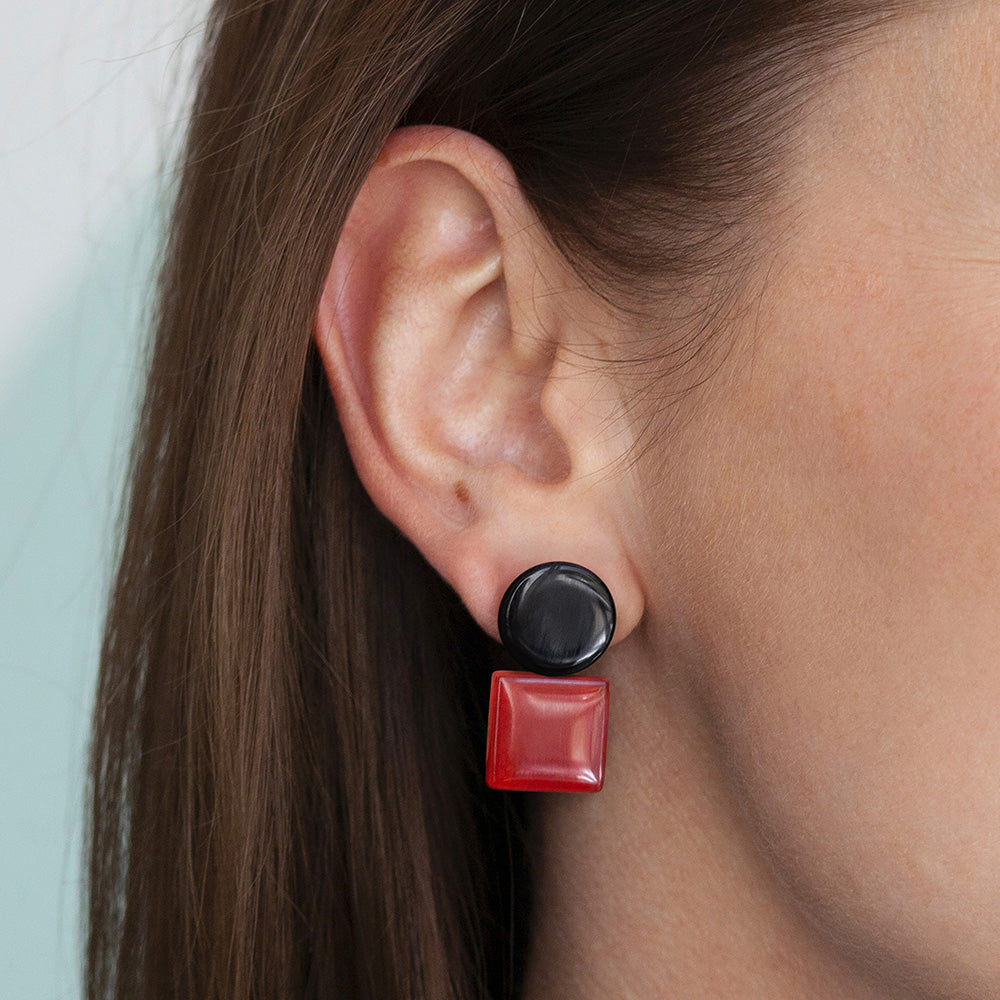 Foto von Geometric Clip Earrings