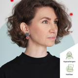 Foto von Geometric statement earrings
