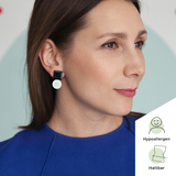 Foto von Geometric statement earrings