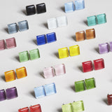Foto von Kleine Ohrstecker aus Glas • 10mm Foto von Kleine Ohrstecker aus Glas • 10mm