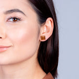 Foto von Small glass stud earrings • 10mm 