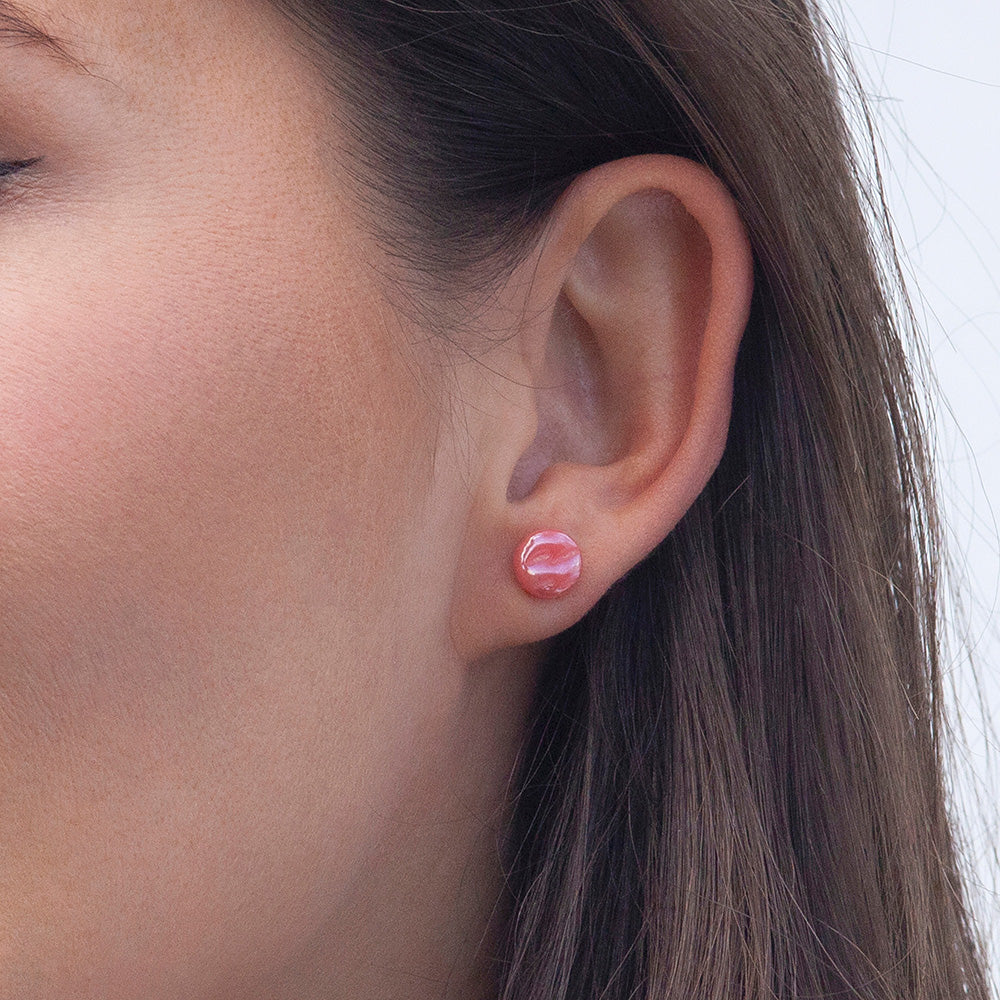 Foto von Glasohrstecker in Perlmuttoptik • 8mm