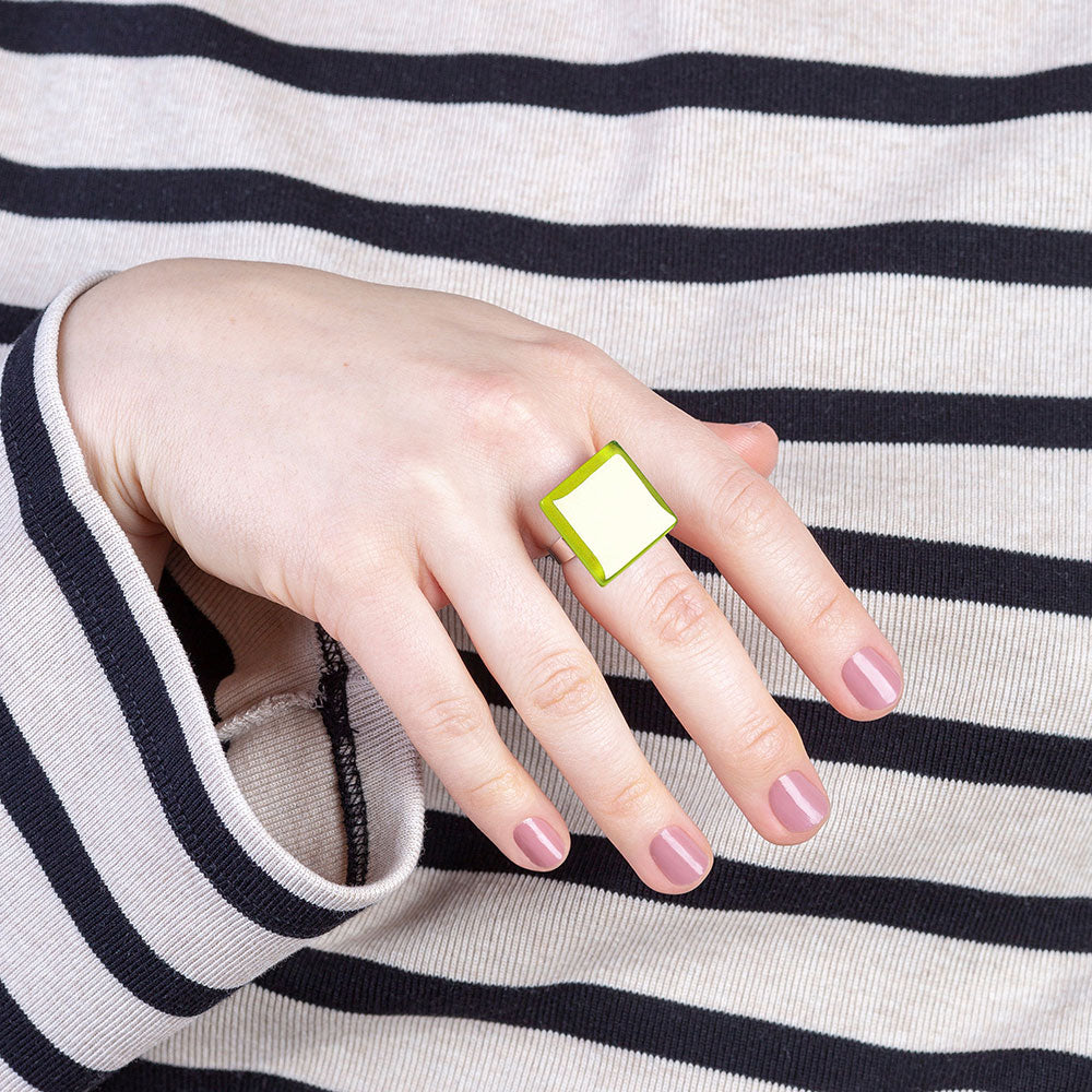 Foto von Statement ring with 20mm stone • adjustable size