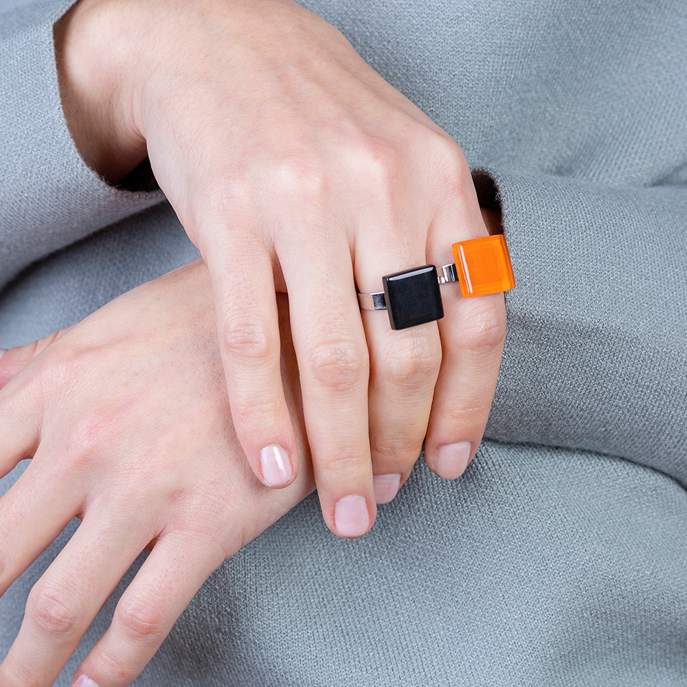 Foto von Square ring with 15mm stone • adjustable size