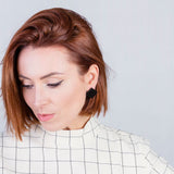 Foto von Statement Clip Ohrringe aus Glas • 20mm