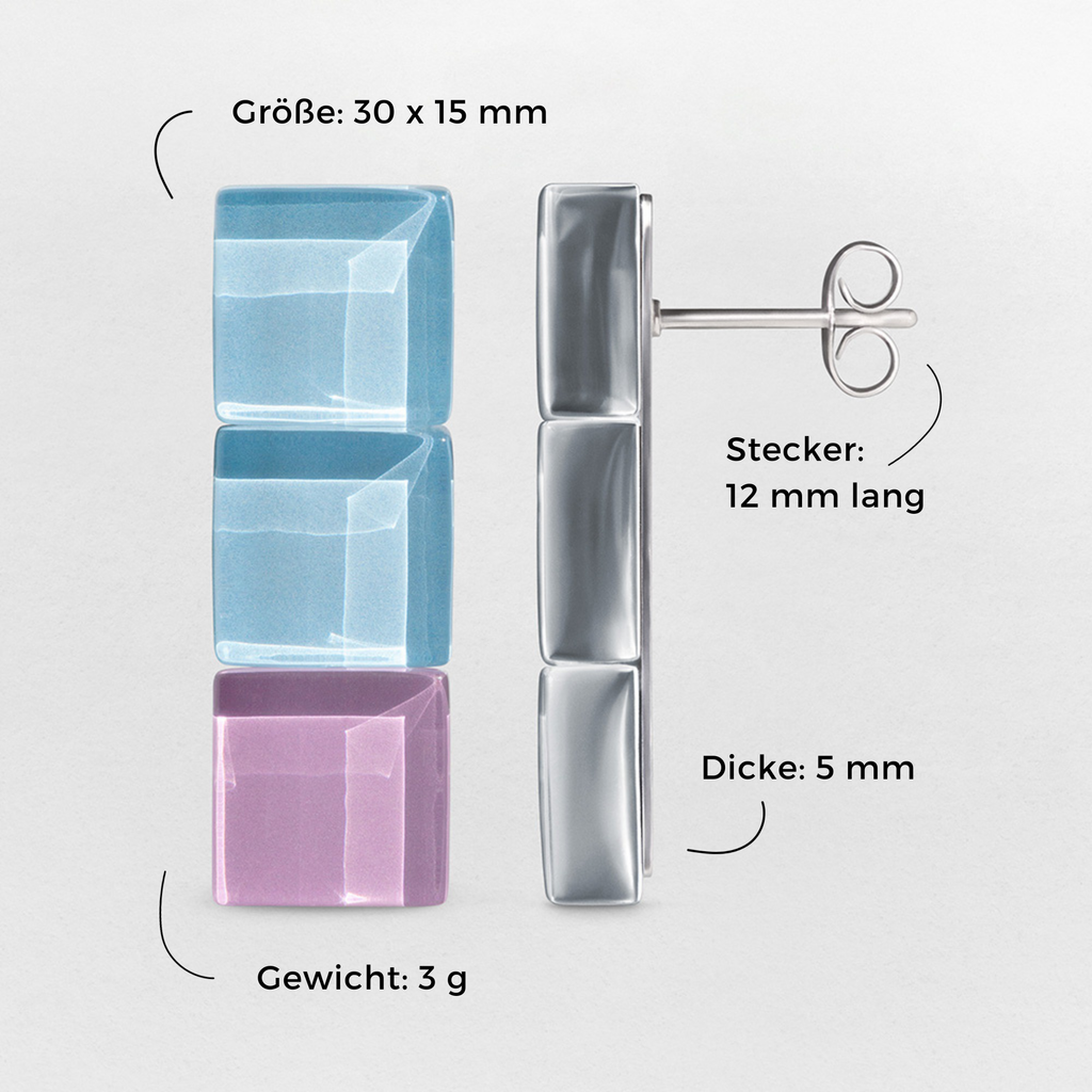 Foto von Geometrische Ohrringe hängend