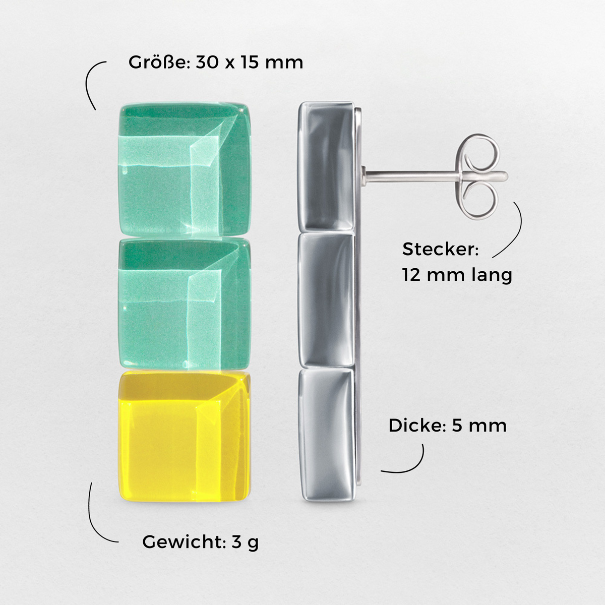 Foto von Geometrische Ohrringe hängend